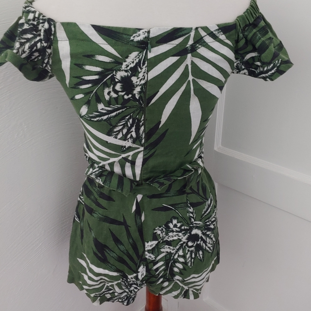 GUESS Fulton Romper Black and Green Leaf Print - Size 0 - Picture 4 of 7